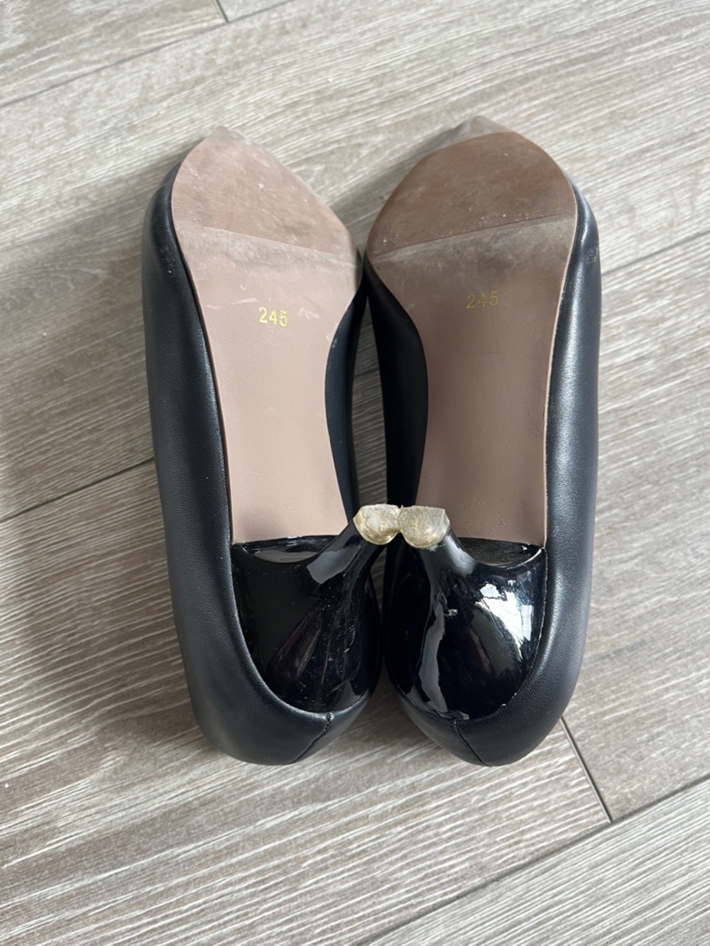 Classic Black Pointed Toe Women's Flats - Picture 3 of 3